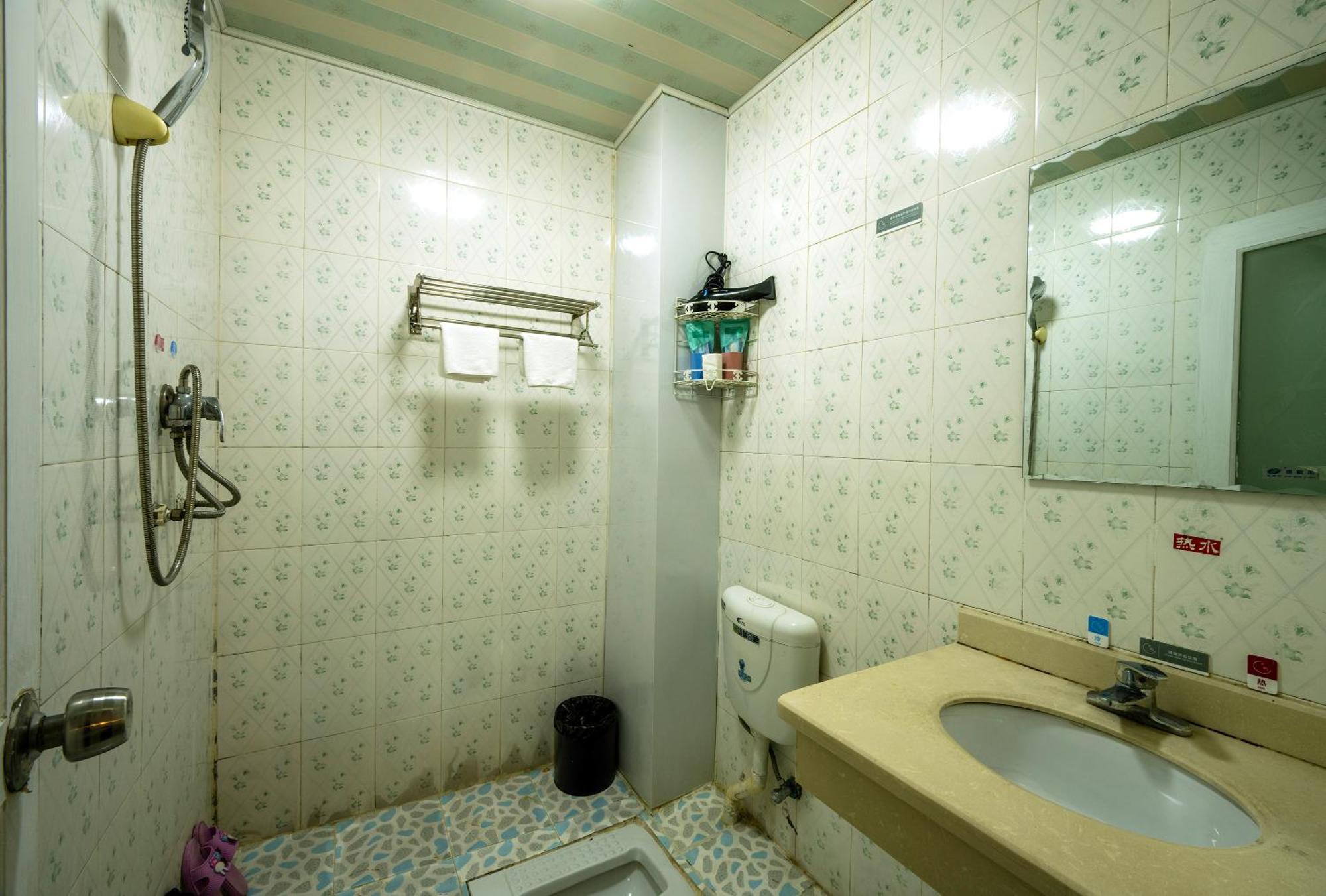 张家界大庸家民宿dyj Hostel מראה חיצוני תמונה