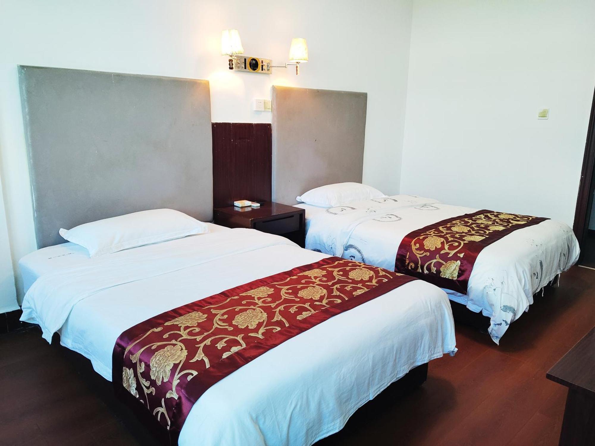 张家界大庸家民宿dyj Hostel מראה חיצוני תמונה